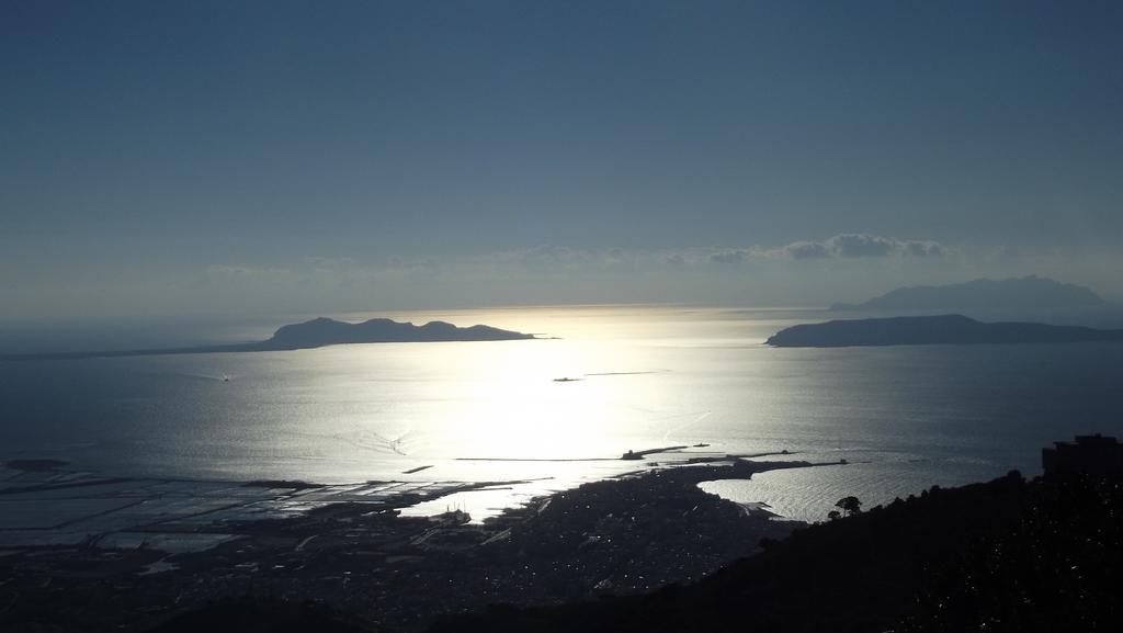 Appartamenti Corollai Trapani Exterior photo
